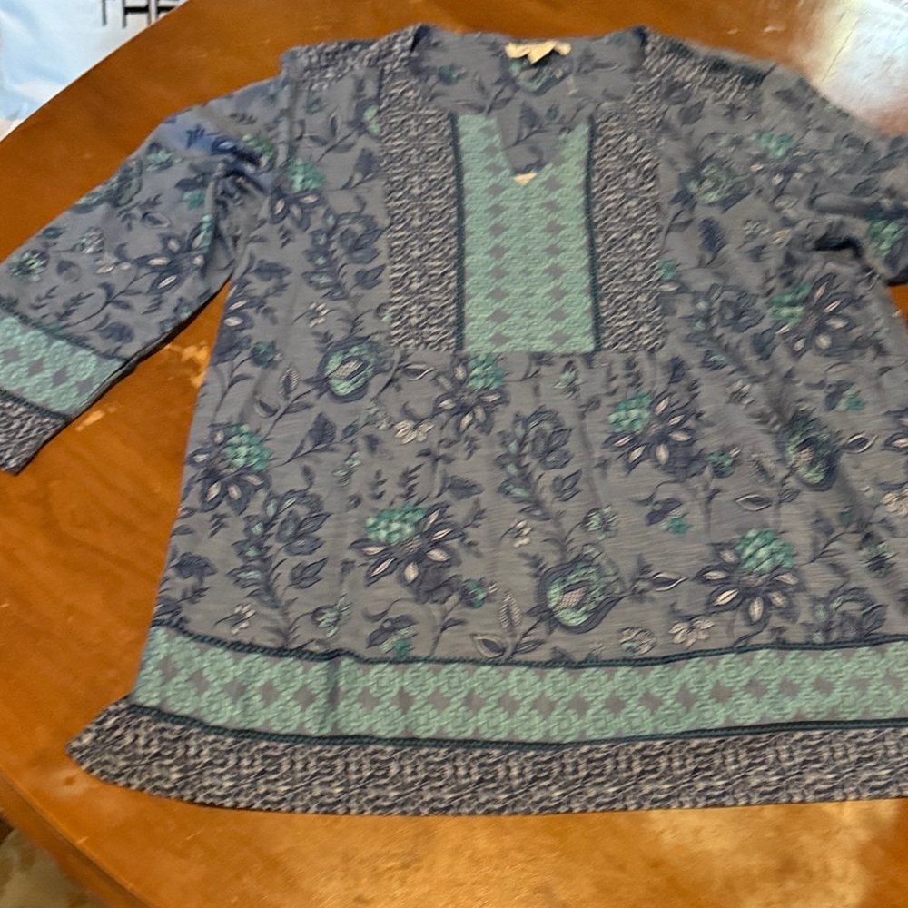 Coldwater Creek Blue and Green Floral Top - Picture 4 of 16